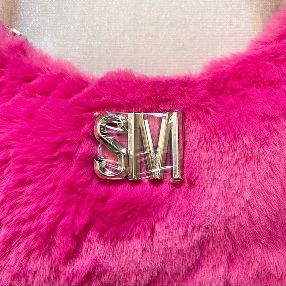 STEVE MADDEN- NWT Hot Pink Fur Shoulder Bag with Chain Detail - Picture 4 of 10